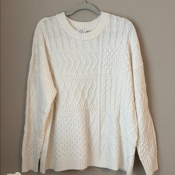 Time and Tru Cream Cable Knit Sweater - Picture 1 of 3